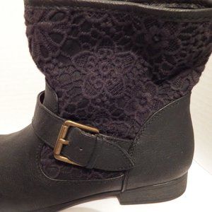 American Eagle Black Ankle boots Size 6.5